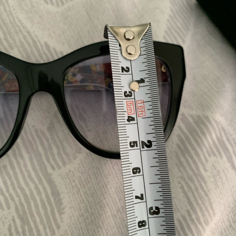 Dolce&Gabbana sun glasses authentic - Picture 11 of 15
